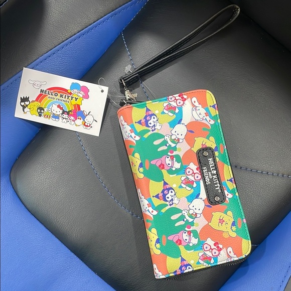 Hello Kitty Colorful Wristlet - Picture 1 of 3